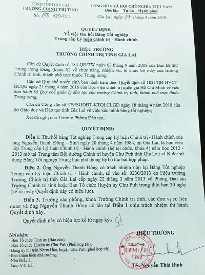 Phó Chủ tịch HĐND thị trấn dùng bằng rởm để đi học - 2 Ông Đông bị thu hồi bằng trung cấp chính trị vì sử dụng bằng THPT bất hợp pháp