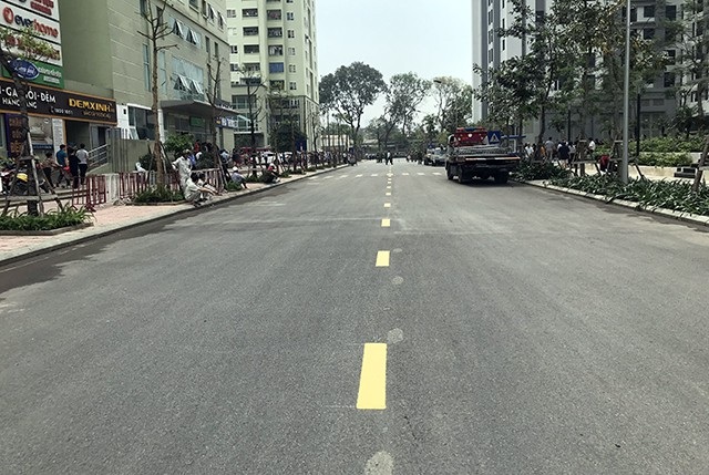 “Cuộc chiến” lối đi giữa hai chung cư: Hà Nội giải tỏa toàn bộ rào chắn - 9 “Cuộc chiến” lối đi giữa hai chung cư: Hà Nội giải tỏa toàn bộ rào chắn - 9