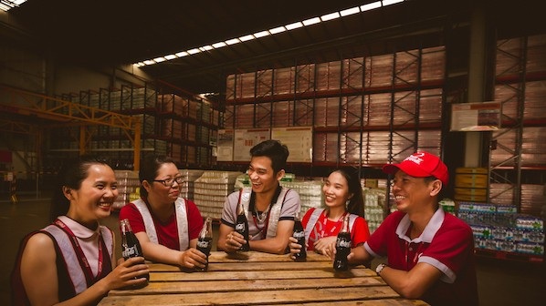 Doanh nghiệp phát triển bền vững bắt nguồn từ nhân lực hạnh phúc - 2 Doanh nghiệp phát triển bền vững bắt nguồn từ nhân lực hạnh phúc - 2