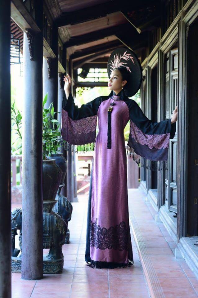 Đêm diễn “Huế Vàng Son” - nơi thăng hoa áo dài Việt với văn hóa cung đình cố đô - 17 Bộ sưu tập của NTK Thiệu Vy