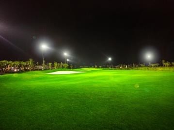 Trải nghiệm golf đêm hấp dẫn tại sân gôn trên đảo lớn nhất Miền Bắc - 3 Trải nghiệm golf đêm hấp dẫn tại sân gôn trên đảo lớn nhất Miền Bắc - 3