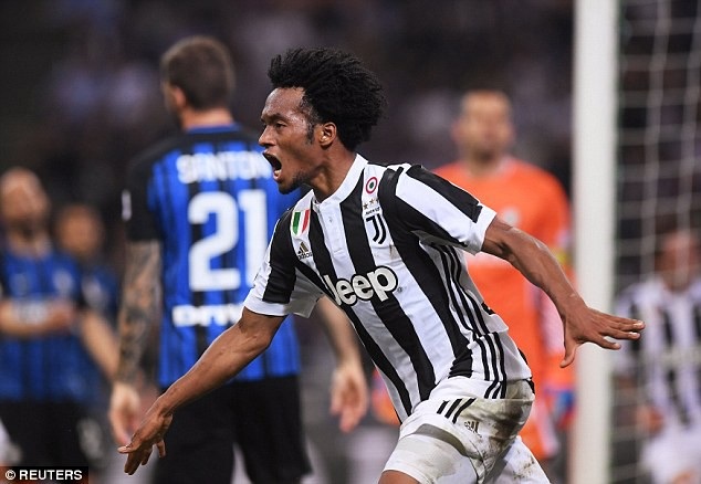 Inter 2-3 Juventus: Chơi hơn người, Lão bà thoát hiểm khó tin - 2 Juventus đã ghi 2 bàn thắng trong vòng 2 phút để giành chiến thắng với tỷ số 3-2