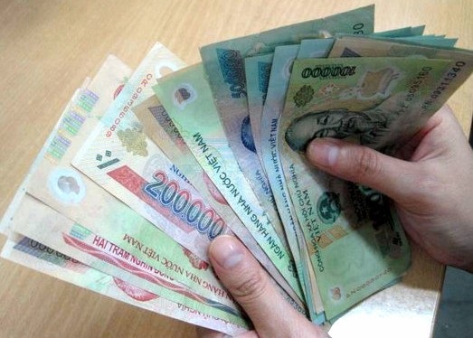 Học sinh được học về đạo đức đồng tiền từ lớp 2 - 2
Trong chương trình giáo dục phổ thông mới, không chỉ chương trình môn Giáo dục công dân, Đạo đức, mà các chương trình môn học khác như Ngữ văn, Tự nhiên Xã hội, Khoa học, Toán … cũng đều có những lồng ghép về kiến thức giáo dục tài chính. (ảnh minh họa)