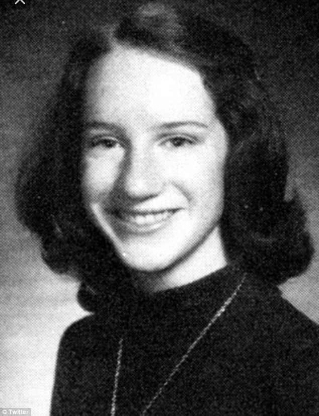 Loạt ảnh hiếm về "sao" khi chưa nổi tiếng - 10
Kathy Griffin