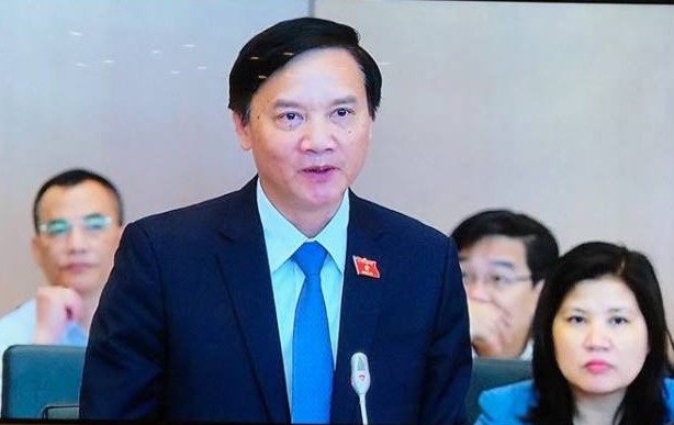 “Quyền lực giao cho Chủ tịch UBND đặc khu quá lớn sẽ khiến lợi ích nhóm trỗi dậy” - 3 Chủ nhiệm UB Pháp luật Nguyễn Khắc Định chủ trì việc giải trình, chỉnh lý dự thảo luật