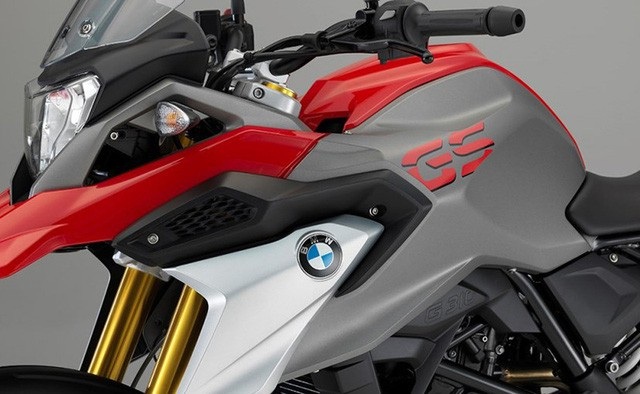 BMW sắp đưa 2 mẫu môtô khủng về bán tại Việt Nam