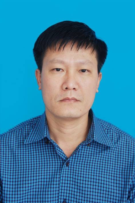 Tạm giữ một cán bộ Cục thuế Quảng Ninh nhận tiền hối lộ từ doanh nghiệp - 2 Hùng bị tạm giữ vì hành vi nhận hối lộ (ảnh CTV)