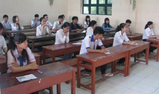 Cà Mau: Thi tuyển sinh lớp 10 chuyên Toán, Văn, Tiếng Anh phải làm 2 bài thi - 1 Thi tuyển vào lớp 10 trường chuyên phải làm ít nhất 4 bài thi. (Ảnh minh họa)