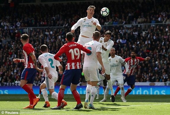 C.Ronaldo ghi bàn, Real Madrid bất phân thắng bại với Atletico - 8
Real Madrid áp đảo nhưng không thể ghi bàn ở hiệp 1