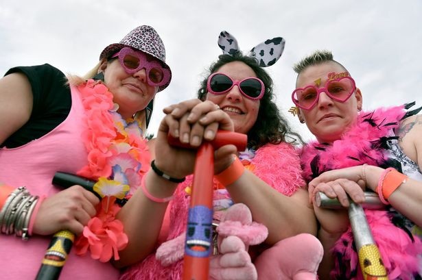 Kỳ lạ cuộc thi săn đào đồ chơi tình dục - 7 Kỳ lạ cuộc thi săn đào đồ chơi tình dục - 7