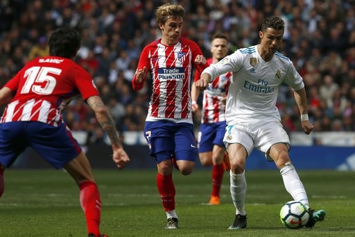 Vì sao HLV Zidane thay C.Ronaldo ra sớm ở trận derby Madrid? - 1 HLV Zidane muốn C.Ronaldo được nghỉ ngơi