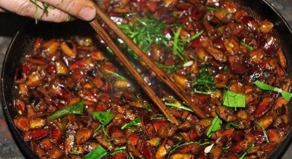Run rẩy nếm thử món “lá ngón xào, rêu nấu canh” ở Tây Bắc - 7 Run rẩy nếm thử món “lá ngón xào, rêu nấu canh” ở Tây Bắc - 7
