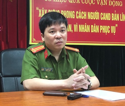 Trật tự giao thông Hà Nội: Công an hỏi, Sở GTVT im lặng? - 1
Trung tá Đinh Tuấn Thành, Phó trưởng Công an quận Hai Bà Trưng.