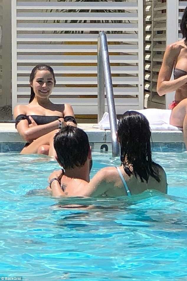 
Olivia Culpo hiện là hot girl trên mạng xã hội Instagram
