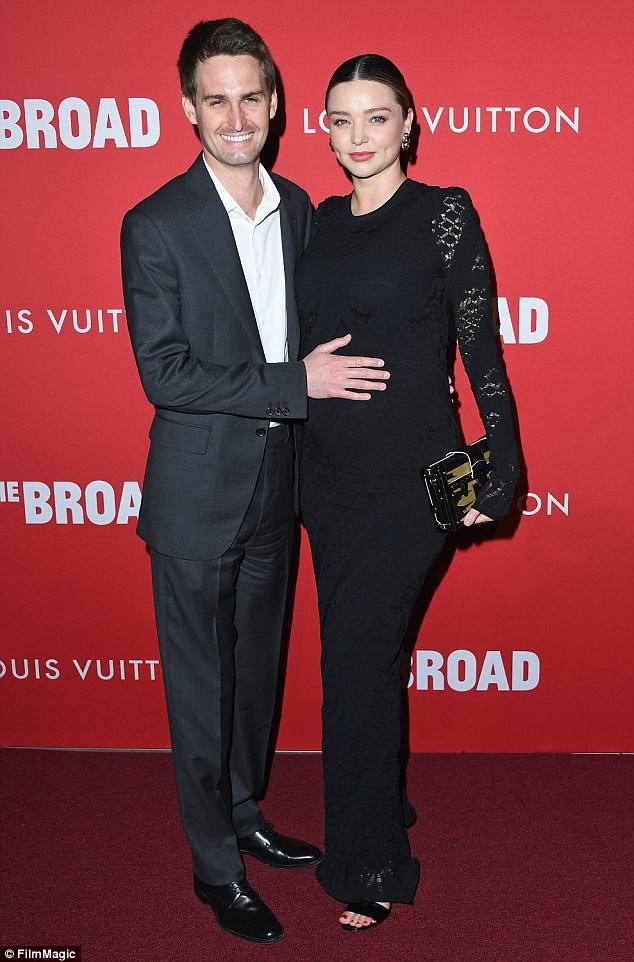 Miranda Kerr đã sinh con với chồng tỷ phú - Ảnh 2.