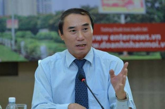 Mua ô tô phải chịu thuế tài sản: “Vui vẻ đóng mấy đồng thuế có sao đâu”?! - 1
Ông Nguyễn Văn Phụng - Vụ trưởng Vụ Quản lý Thuế doanh nghiệp lớn (Tổng cục Thuế)