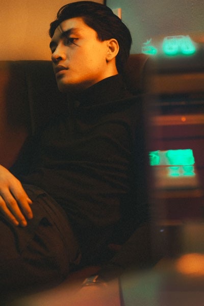 Gây bão với “phần thưởng 100 triệu”, Quang Đại tung loạt hình ấn tượng - 3 Gây bão với “phần thưởng 100 triệu”, Quang Đại tung loạt hình ấn tượng - 3