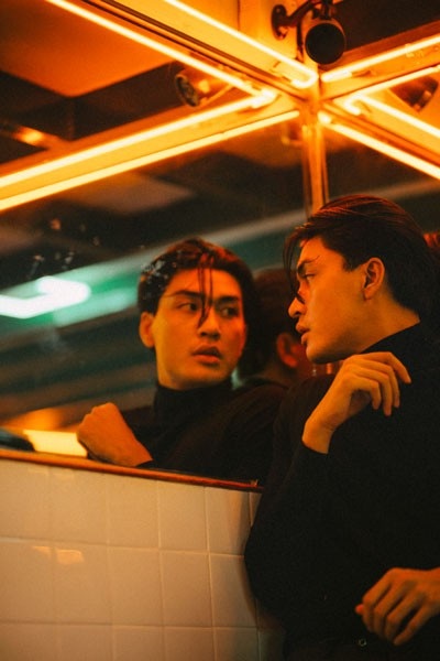 Gây bão với “phần thưởng 100 triệu”, Quang Đại tung loạt hình ấn tượng - 4 Gây bão với “phần thưởng 100 triệu”, Quang Đại tung loạt hình ấn tượng - 4