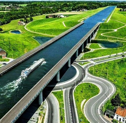 Sững sờ trước những vẻ đẹp siêu thực trên Trái Đất - 12 Sững sờ trước những vẻ đẹp siêu thực trên Trái Đất - 12
