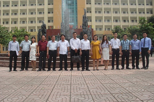 Trường Đại học Công nghiệp Việt Trì tổ chức Ngày hội tư vấn hướng nghiệp nghề - 5 Trường Đại học Công nghiệp Việt Trì tổ chức Ngày hội tư vấn hướng nghiệp nghề - 5