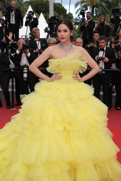 Vẻ đẹp yêu kiều của minh tinh Thái Lan - 5
Araya Hargate cũng được đánh giá cao về gu thời trang tinh tế, thanh lịch