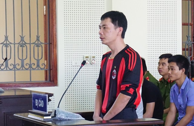 Giết người vì bị chê ngồi uống rượu không đàng hoàng - 1 Bị cáo Hồ Sỹ Bé tại phiên tòa