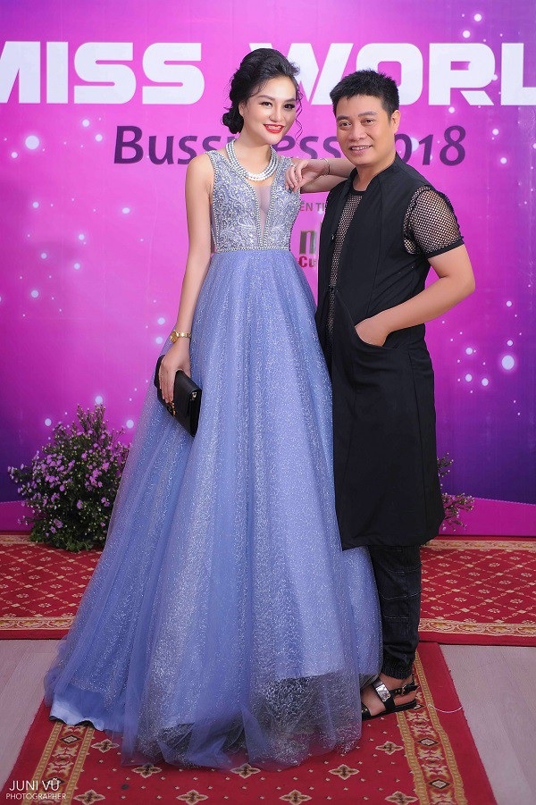 Nữ Hoàng Trần Huyền Nhung chạy show từ sự kiện ra sân bay để đi Nhật - 2