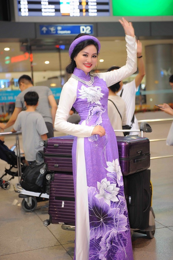 Nữ Hoàng Trần Huyền Nhung chạy show từ sự kiện ra sân bay để đi Nhật - 6