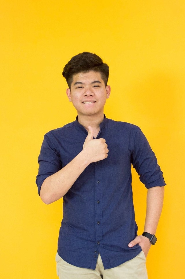 Ba bạn trẻ đất Cảng nhận hàng loạt học bổng tiền tỷ từ ĐH Mỹ năm 2018 - 3 Thái Thành Nhân (Học sinh THPT Ngô Quyền, Hải Phòng) xuất sắc nhận 8 học bổng Mỹ năm 2018.
