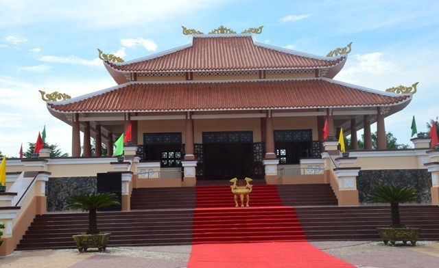 Đền thờ Bác Hồ ở huyện Cù Lao Dung.