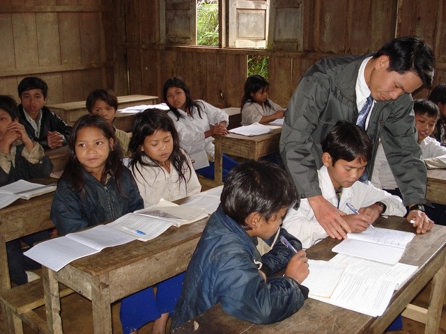 Đổi mới giáo dục: "Phải suy tính vì tương lai chứ không để tính điểm, ghi thành tích nhiệm kỳ" - 1
Giáo dục vùng cao vẫn còn quá nhiều khó khăn