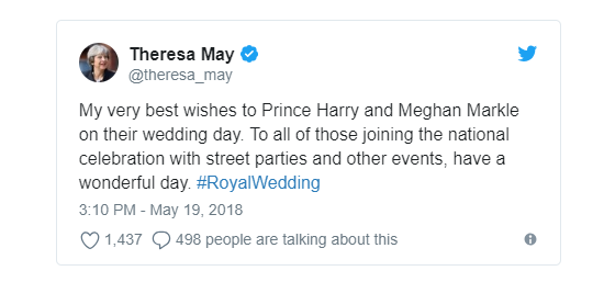 Cô dâu Meghan diện váy cưới tinh khôi tới lễ đường - 6
(Ảnh: Twitter)