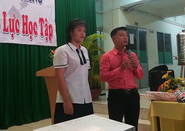Trang bị cho học sinh kỹ năng vượt qua áp lực học tập, thi cử - 1 Học sinh Trường THPT Đào Duy Anh, TPHCM giao lưu trong chuyên đề về giảm áp lực trước kỳ thi