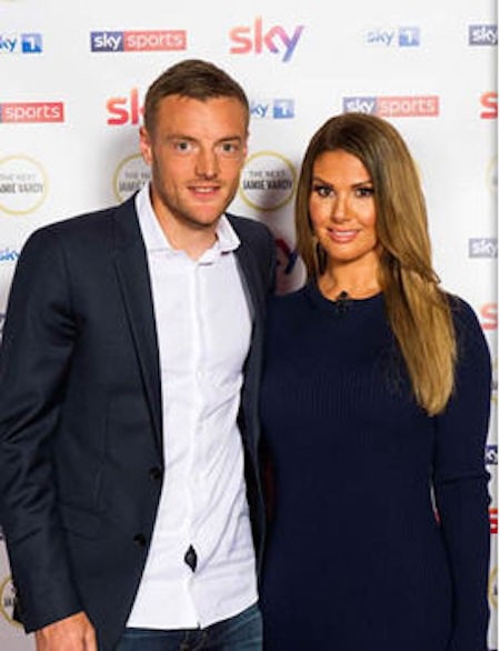 Những bóng hồng xinh đẹp của đội tuyển Anh tại World Cup 2018 - 4 Jamie Vardy từ lâu đã khiến các fans trầm trồ xuýt xoa khi lấy được bà xã Rebekah cực kỳ gợi cảm. Dù hơn ông xã tới 5 tuổi nhưng Rebekah Vardy vẫn toả ra sức hút khó cưỡng và thậm chí còn được ví von là “Nữ hàng WAGs” của đội tuyển Anh.