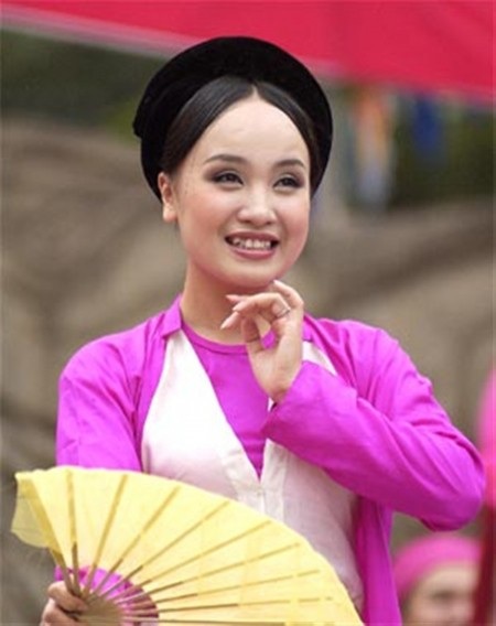 “Thị Mầu” Thu Huyền “trượt” danh hiệu Nghệ sĩ nhân dân - 1 Nghệ sĩ Huyền chèo, bà xã NSƯT Tấn Minh bất ngờ trượt danh hiệu Nghệ sĩ nhân dân.