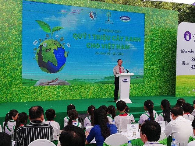 Chủ tịch Quốc hội lội bùn trồng cây tại điểm cực Nam Tổ quốc - 2 Thứ trưởng Bộ Tài nguyên và Môi trường Võ Tuấn Nhân phát biểu tại buổi lễ.