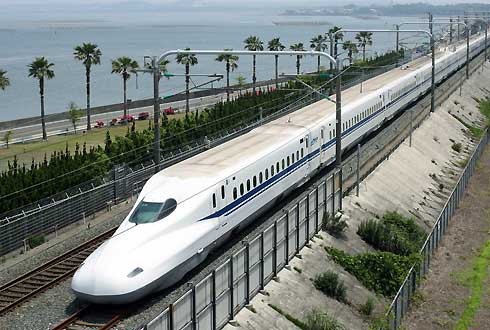 Sau năm 2050 Việt Nam sẽ có đường sắt cao tốc Bắc Nam tốc độ 350km/h - 1
Năm 2019 Bộ sẽ xin Quốc hội thông qua chủ trương đầu tư đường sắt cao tốc
.