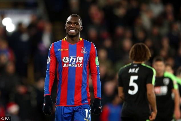 Đội tuyển Bỉ điểm “binh hùng tướng mạnh” dự World Cup 2018 - 2
Christian Benteke được gọi dù trải qua mùa giải tệ hại ở Crystal Palace