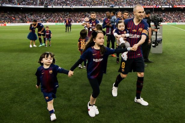 Iniesta rơi lệ nói lời tạm biệt Barcelona, sẵn sàng cho World Cup 2018 - 3 Iniesta rơi lệ nói lời tạm biệt Barcelona, sẵn sàng cho World Cup 2018 - 3