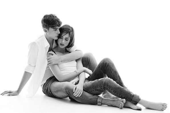 Dân mạng rần rần tìm kiếm chàng mẫu Tây Ban Nha quyến rũ trong MV của Min - 12 Dân mạng rần rần tìm kiếm chàng mẫu Tây Ban Nha quyến rũ trong MV của Min - 12