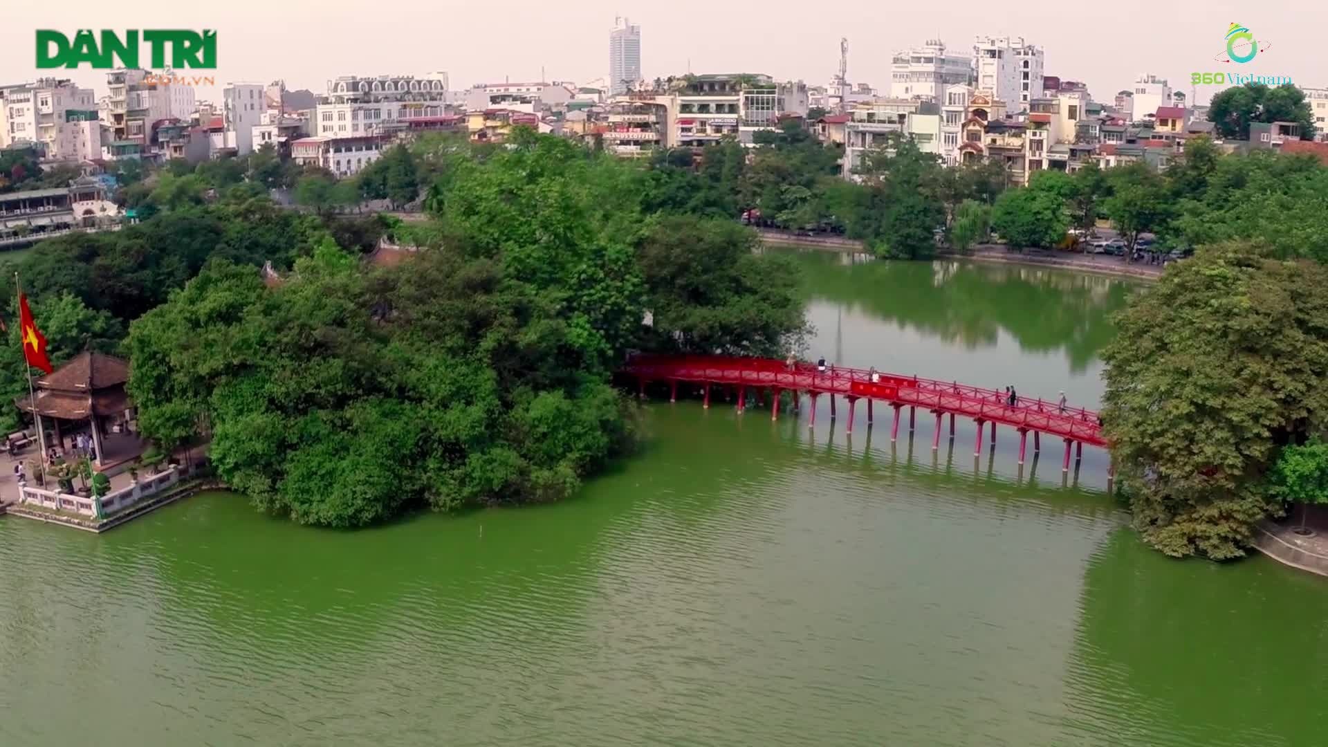 Время в ханое. Hoan kiem Lake. Ханой пруд. Ханой летом. Ханой экология.