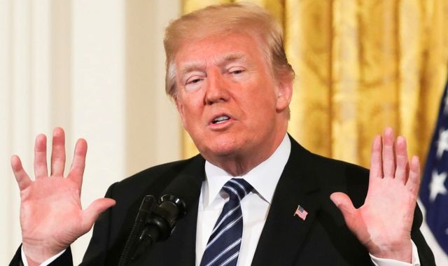 Hội nghị Mỹ-Triều trước nguy cơ đổ vỡ, ông Trump hứa giúp Triều Tiên giàu có - 1
Tổng thống Mỹ Donald Trump (Ảnh: Reuters)