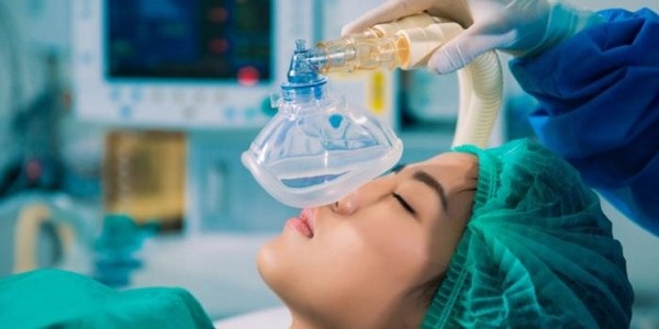 Bác sĩ bị bắt vì gây mê nữ bệnh nhân rồi cưỡng hiếp - 1
Ảnh minh họa