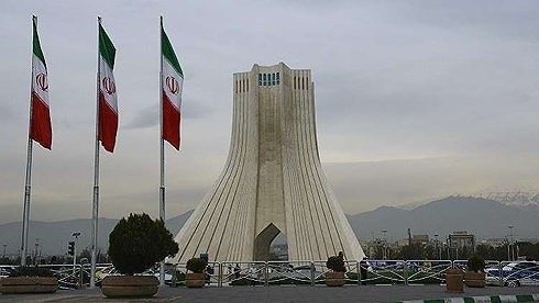 Nga và Iran bất ngờ “ngoảnh mặt quay lưng” trên chiến trường Syria? - 1
Iran khẳng định không rút khỏi Syria. Ảnh: RT.