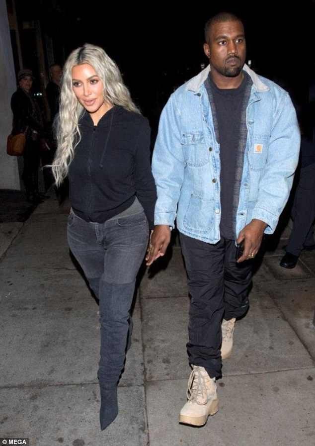 Rapper Kanye West và vợ - ngôi sao truyền hình thực tế Kim Kardashian