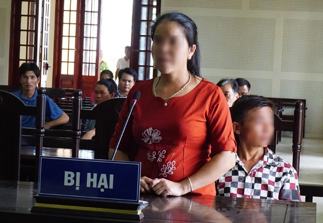 Chiếc ví “tố cáo” kẻ giết người, hiếp dâm - 2 Bố mẹ nạn nhân T. yêu cầu mức án chung thân đối với Lý Thành Đạt