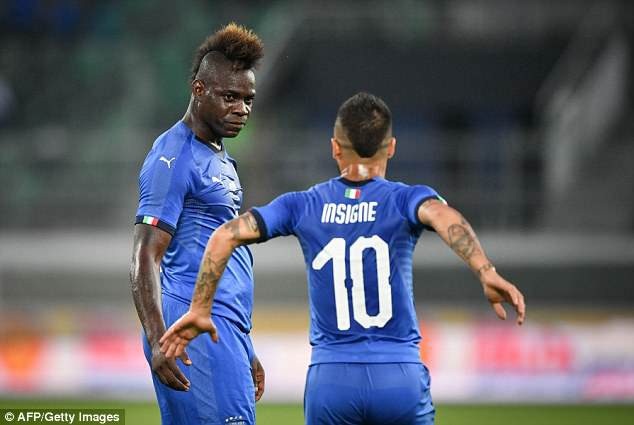 Balotelli lập công, Italia đánh bại đội bóng dự World Cup - Ảnh 2. Balotelli lập công, Italia đánh bại đội bóng dự World Cup - Ảnh 2.