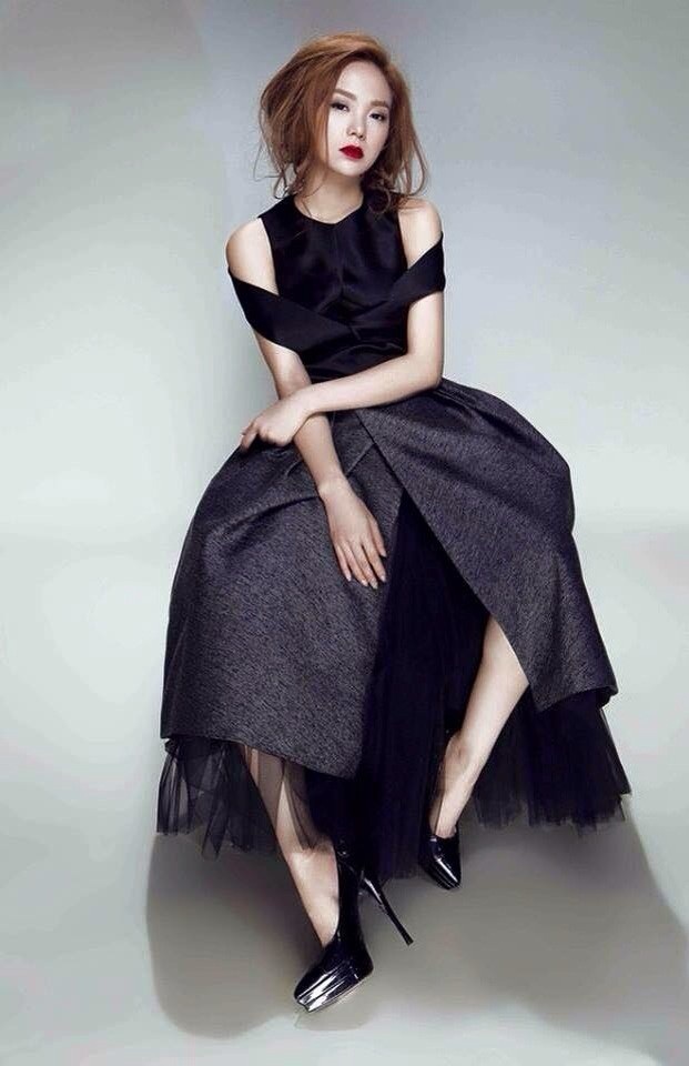 Tiếp nối sau đó, Minh Hằng tham gia rất nhiều những bộ phim, nhưng được khán giả biết đến và yêu mến nhiều nhất là bộ phim Gọi giấc mơ về. Vai diễn này đã mang về cho Minh Hằng giải thưởng “Nữ diễn viên chính xuất sắc nhất” tại HTV Awards. Trong danh sách những vai diễn ấn tượng có thể kể tên như Giải cứu thần chết, Vừa đi vừa khóc, Bao giờ có yêu nhau,…