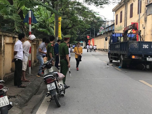 Vụ thai phụ “đẻ rơi” khi gặp tai nạn: Cả 3 mẹ con tử vong - 1 Hiện trường vụ tai nạn.