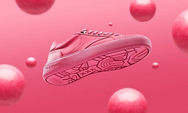 Gumshoe có phần đế giày bằng hợp chất đặc biệt được tạo ra từ bã kẹo cao su